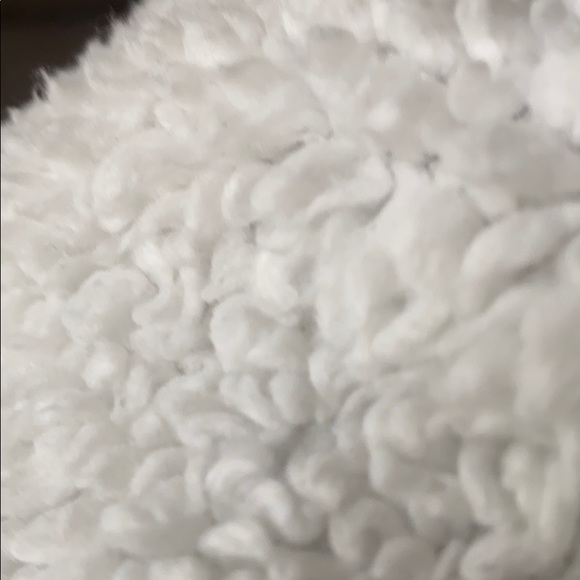 Meet your Posher, Dawn - Picture 1 of 1